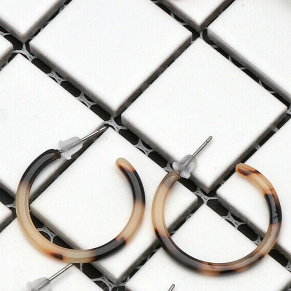 NWOT Tortoise Shell Leopard Hoop Earrings - Picture 4 of 9
